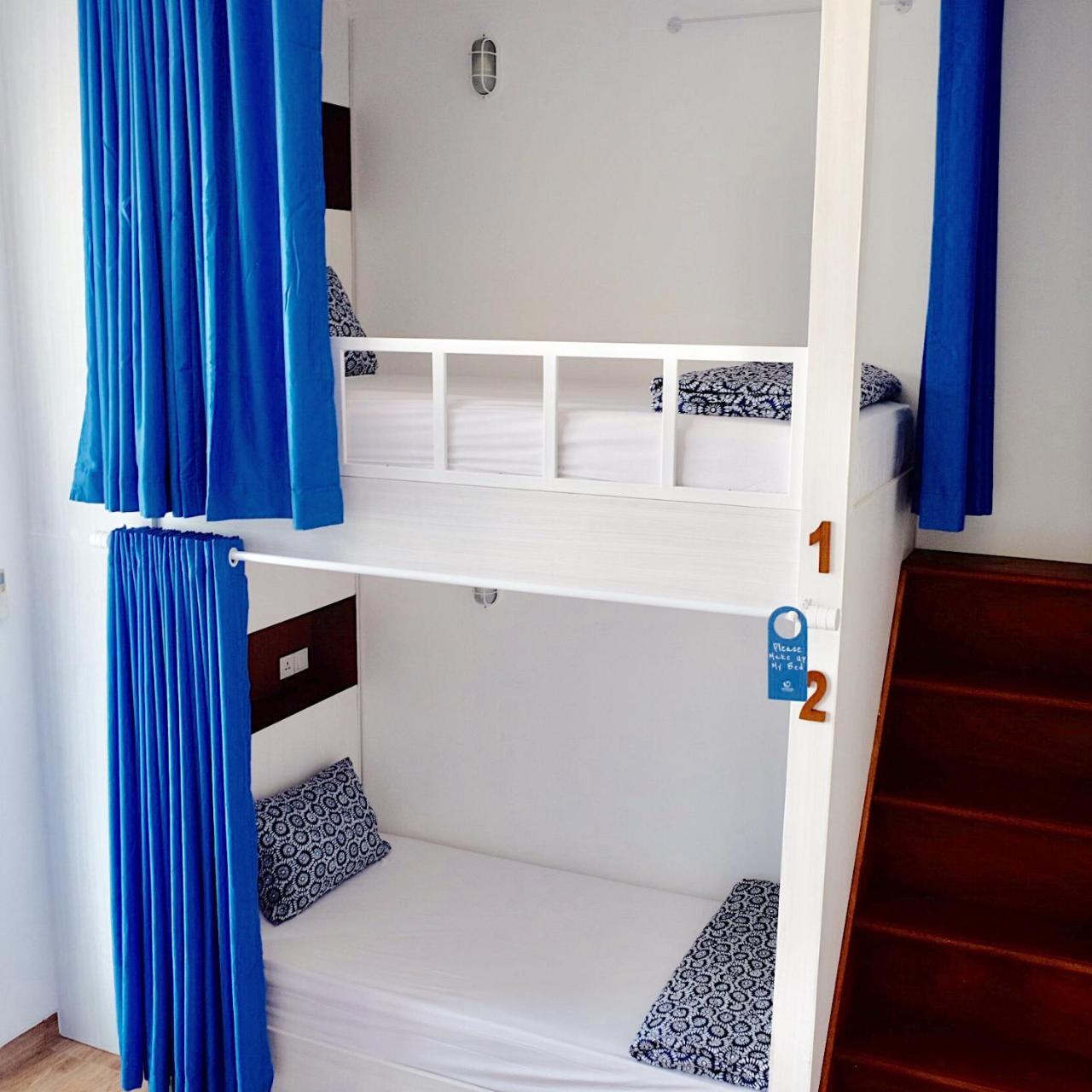 Dip & Doze Living Hostel Canggu  Luaran gambar